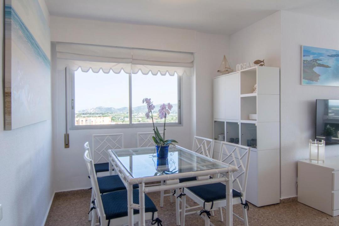 Bright Apartment Steps Away From The Beach Mareny Blau Exterior foto
