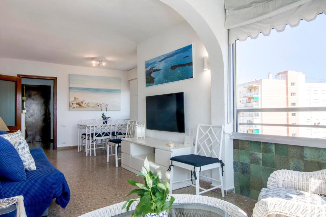 Bright Apartment Steps Away From The Beach Mareny Blau Exterior foto